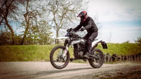 Malaguti XTM 125 | Auto.bg — изображение 13 Malaguti XTM 125 | Auto.bg — изображение 13