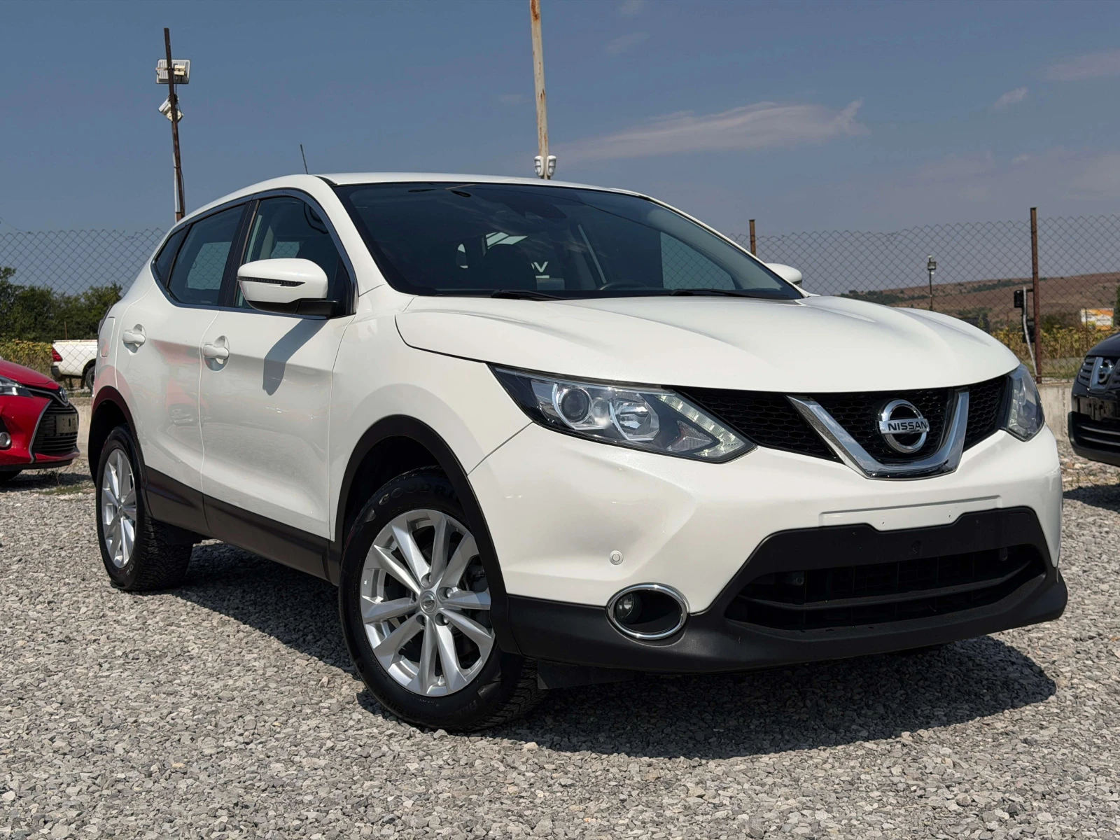 Nissan Qashqai 1.5dCi E6 / РЕАЛНИ КМ / 1 - СОБСТВЕНИК/ БЕЗ РЪЖДА | Auto.bg — изображение 1 Nissan Qashqai 1.5dCi E6 / РЕАЛНИ КМ / 1 - СОБСТВЕНИК/ БЕЗ РЪЖДА | Auto.bg — изображение 1