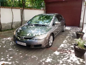 Honda Civic 1.8 седан - Car24.bg Honda Civic 1.8 седан