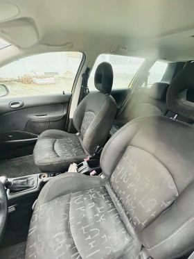 Peugeot 206 - 1200 € / 2347.00 лв. - 20679939 7 | Car24.bg Peugeot 206 - 1200 € / 2347.00 лв. - 20679939 7