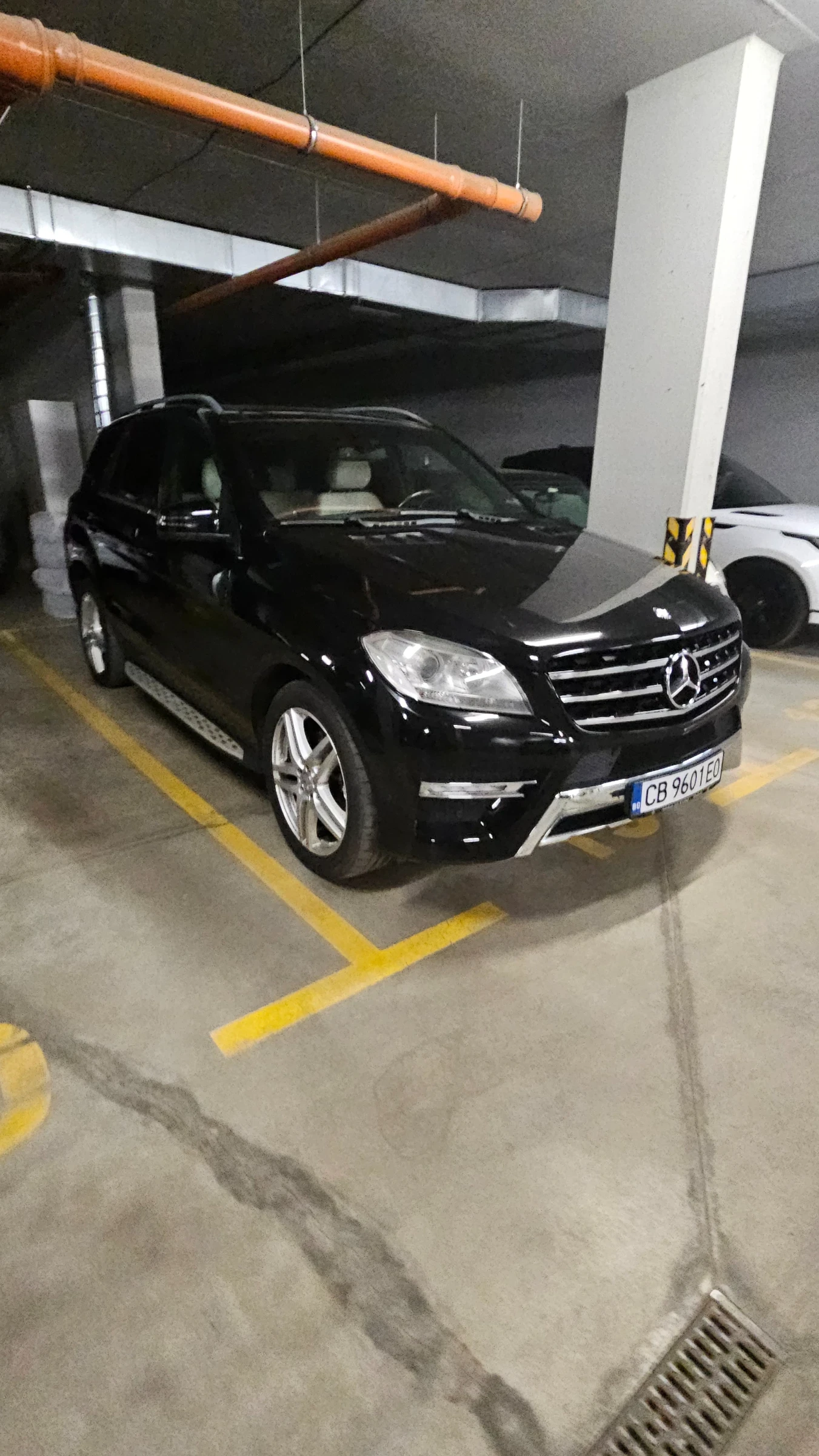 Mercedes-Benz ML 350 Designo edition1 AMG - изображение 8 | Auto.bg Mercedes-Benz ML 350 Designo edition1 AMG - изображение 8