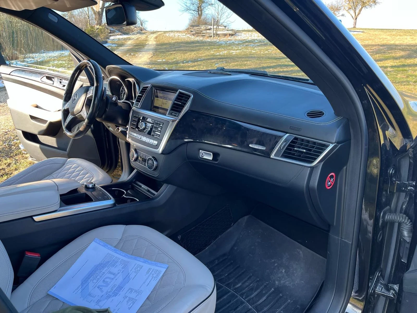 Mercedes-Benz ML 350 Designo edition1 AMG - изображение 6 | Auto.bg Mercedes-Benz ML 350 Designo edition1 AMG - изображение 6