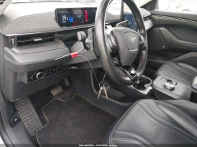 Ford Mustang Mach-E Premium | Auto.bg — изображение 11 Ford Mustang Mach-E Premium | Auto.bg — изображение 11