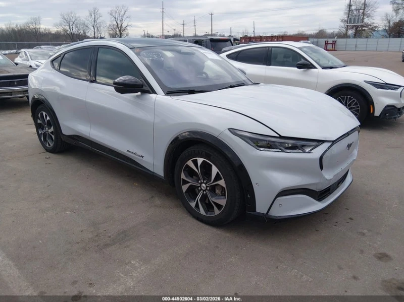 Ford Mustang Mach-E Premium - 16000 € / 31293.28 лв. - 22492092 1 | Car24.bg Ford Mustang Mach-E Premium - 16000 € / 31293.28 лв. - 22492092 1