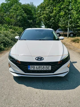 Hyundai Elantra 2.0 / Preferred + Tech & Sun / | Auto.bg — изображение 16 Hyundai Elantra 2.0 / Preferred + Tech & Sun / | Auto.bg — изображение 16