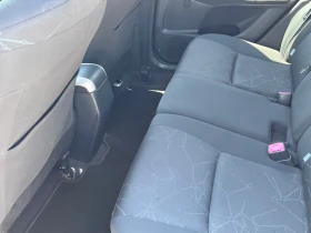 Toyota Auris - 4600 € / 8996.82 лв. - 16557535 11 | Car24.bg Toyota Auris - 4600 € / 8996.82 лв. - 16557535 11