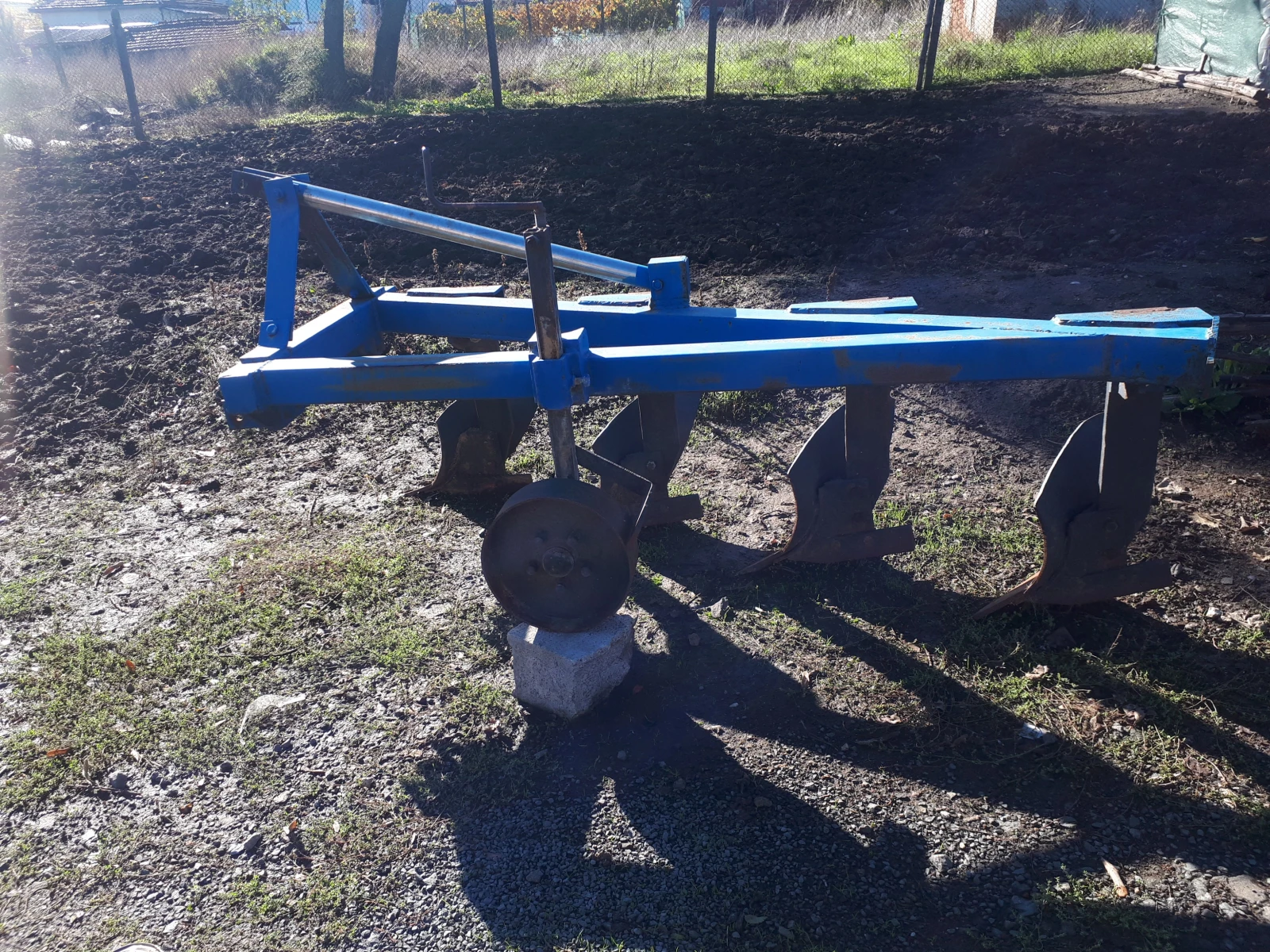 Трактор ISEKI TA325 F - изображение 5 | Auto.bg Трактор ISEKI TA325 F - изображение 5