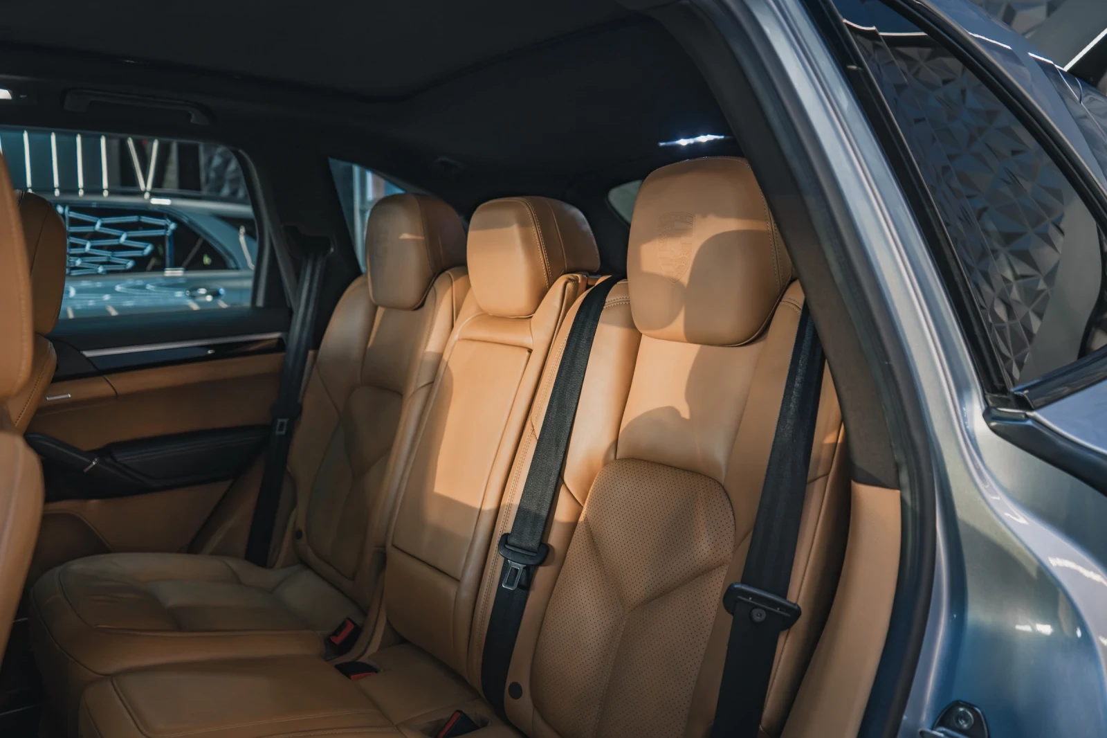 Porsche Cayenne 3.0 V6 TDI * FACELIFT * GTS * BOSE * ПАНОРАМА *  - изображение 5 | Auto.bg Porsche Cayenne 3.0 V6 TDI * FACELIFT * GTS * BOSE * ПАНОРАМА *  - изображение 5