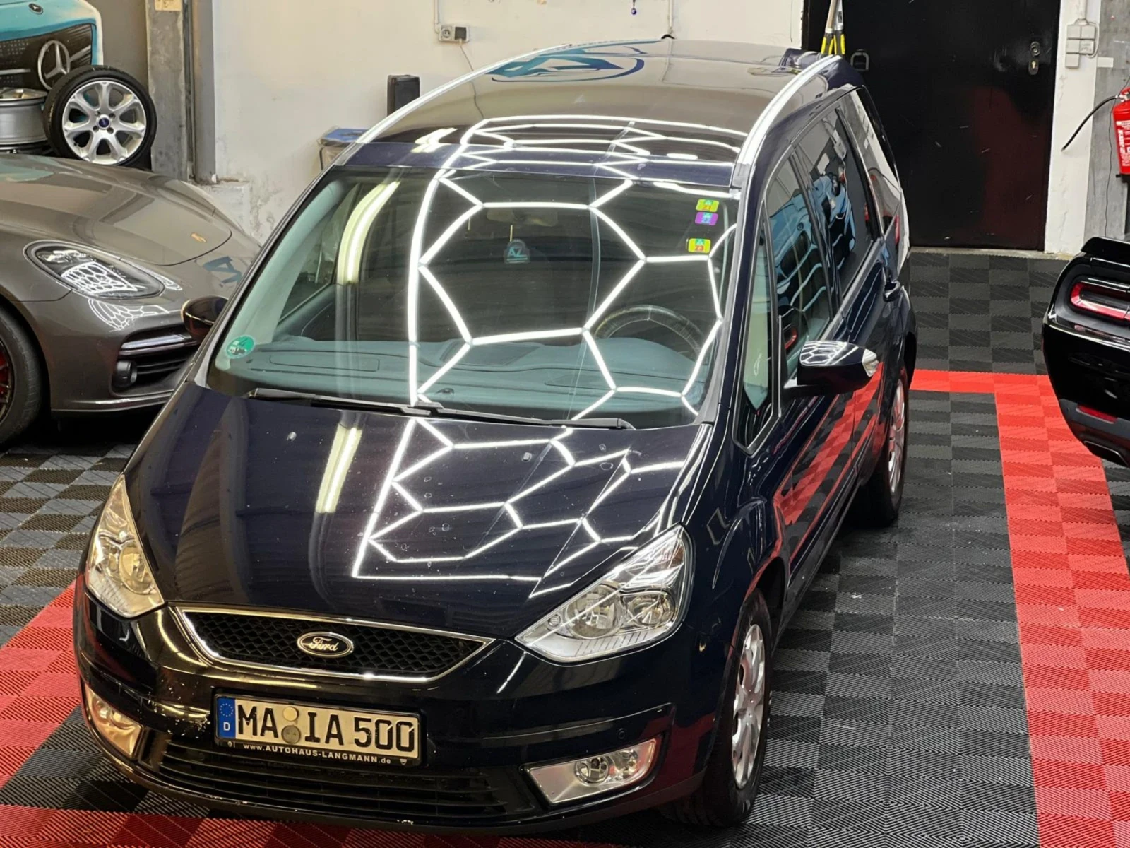 Ford Galaxy Титаниум Колата е регистрирана  - изображение 9 | Auto.bg Ford Galaxy Титаниум Колата е регистрирана  - изображение 9