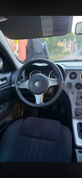 Alfa Romeo 159 - 2700 € / 5280.74 лв. - 75066716 6 | Car24.bg Alfa Romeo 159 - 2700 € / 5280.74 лв. - 75066716 6