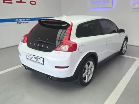 Volvo C30 D4 1St Generation | Auto.bg — изображение 5 Volvo C30 D4 1St Generation | Auto.bg — изображение 5