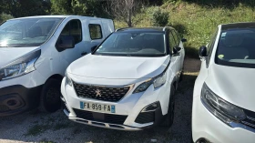 Снимка Peugeot 5008