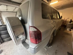 Mitsubishi Pajero 3.2 DiD | Auto.bg — изображение 5 Mitsubishi Pajero 3.2 DiD | Auto.bg — изображение 5