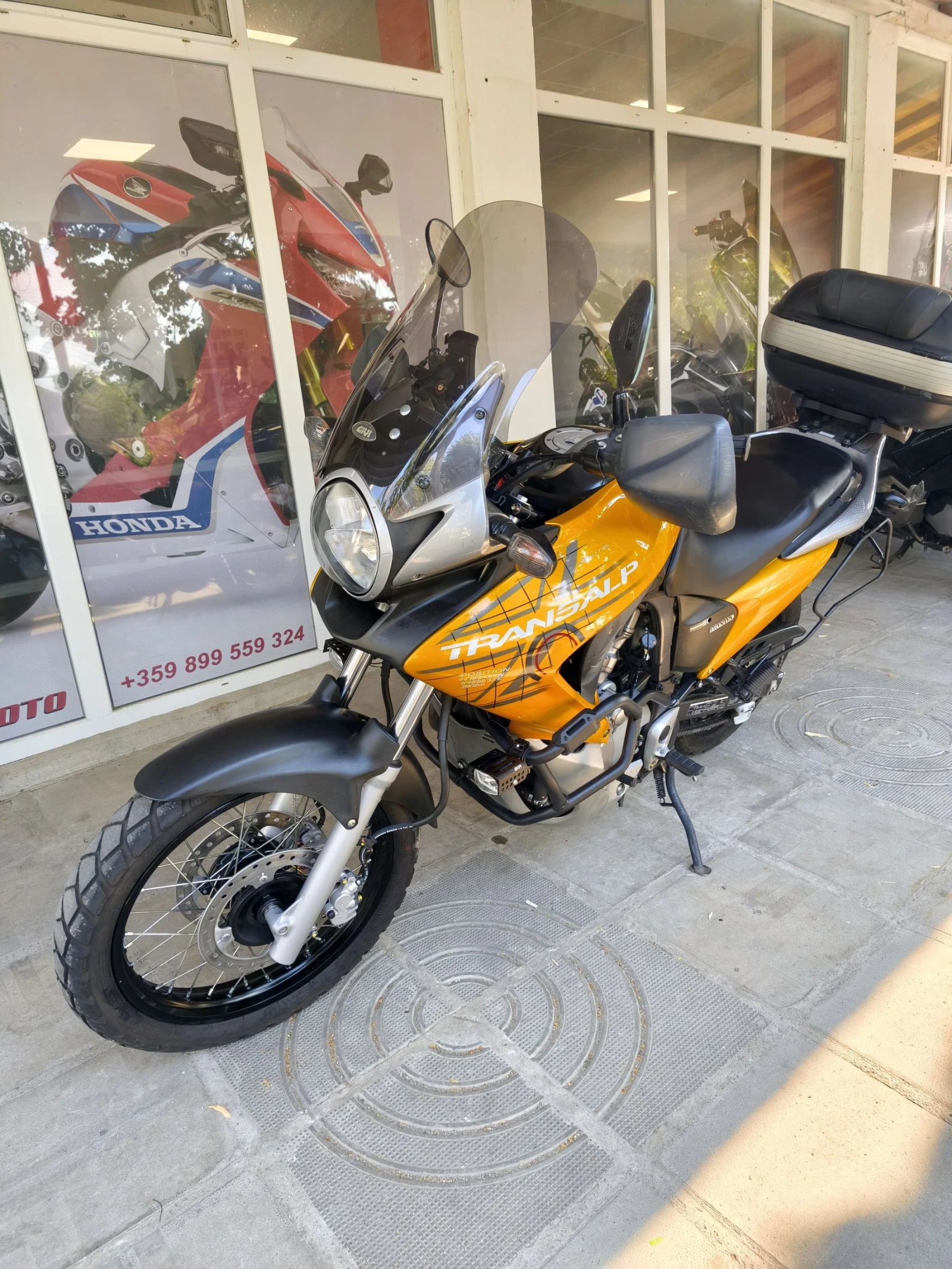 Honda Xlv undefined | Auto.bg — изображение 1 Honda Xlv undefined | Auto.bg — изображение 1