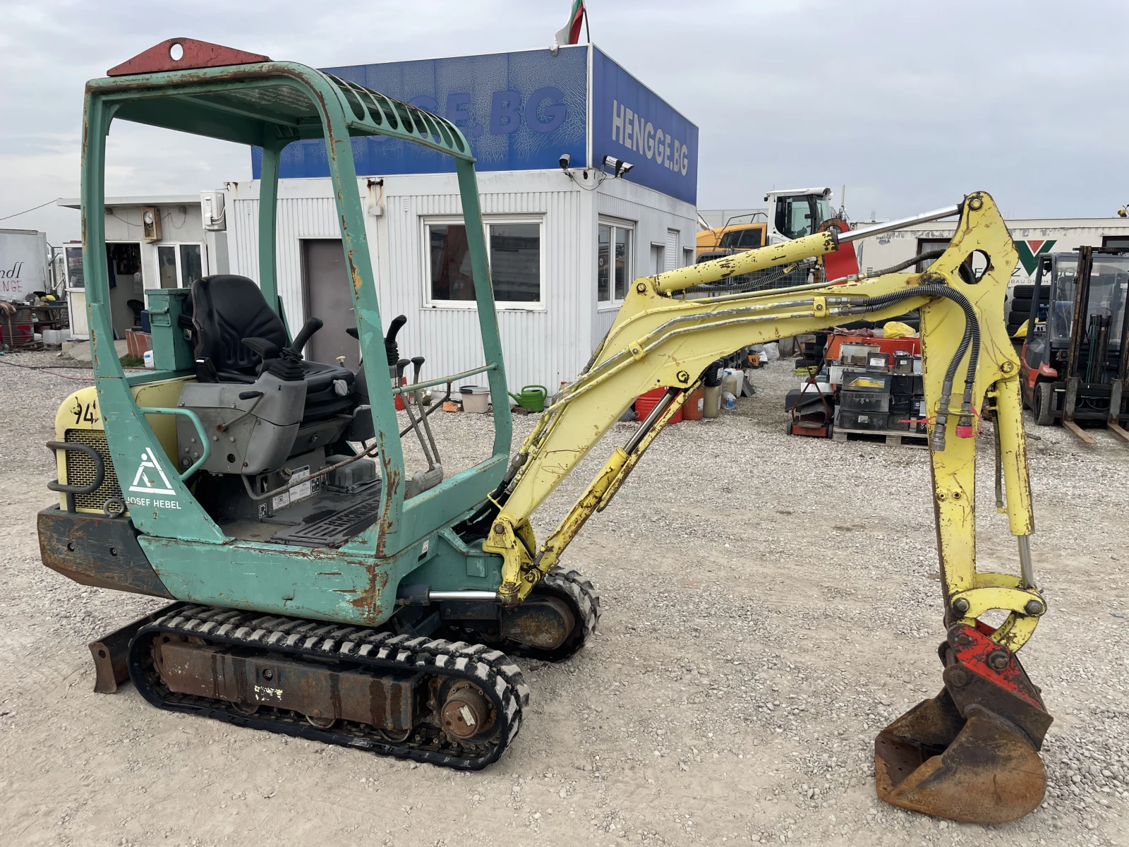 Багер Yanmar B 15-3 - изображение 2 | Auto.bg Багер Yanmar B 15-3 - изображение 2