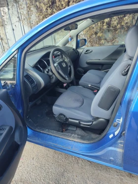 Honda Jazz - 1500 € / 2933.74 лв. - 70472673 5 | Car24.bg Honda Jazz - 1500 € / 2933.74 лв. - 70472673 5