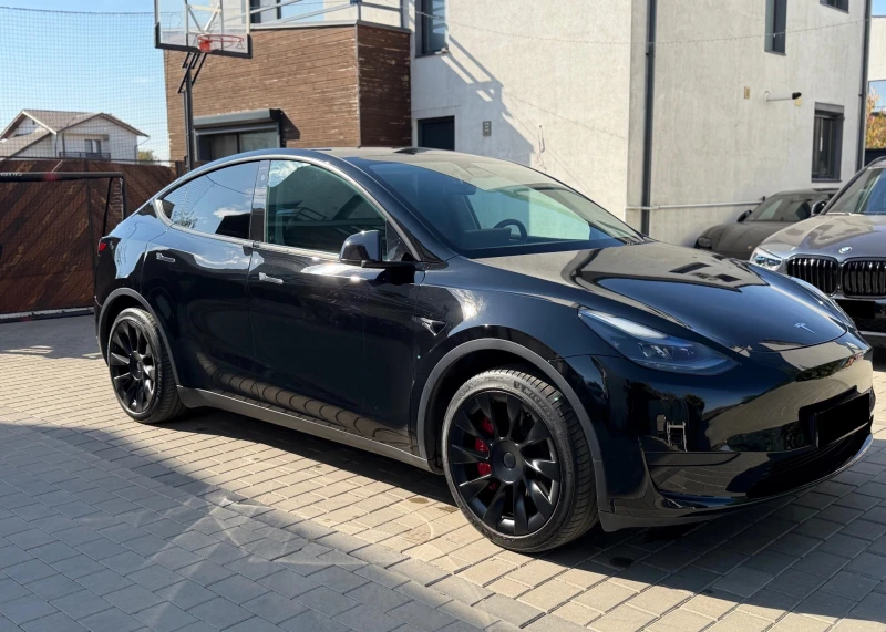 Tesla Model Y 78.1 kWh - 35999 € - 44063851 1 | Car24.bg Tesla Model Y 78.1 kWh - 35999 € - 44063851 1