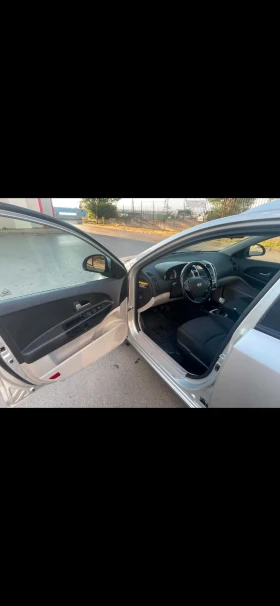 Kia Ceed undefined | Auto.bg — изображение 8 Kia Ceed undefined | Auto.bg — изображение 8