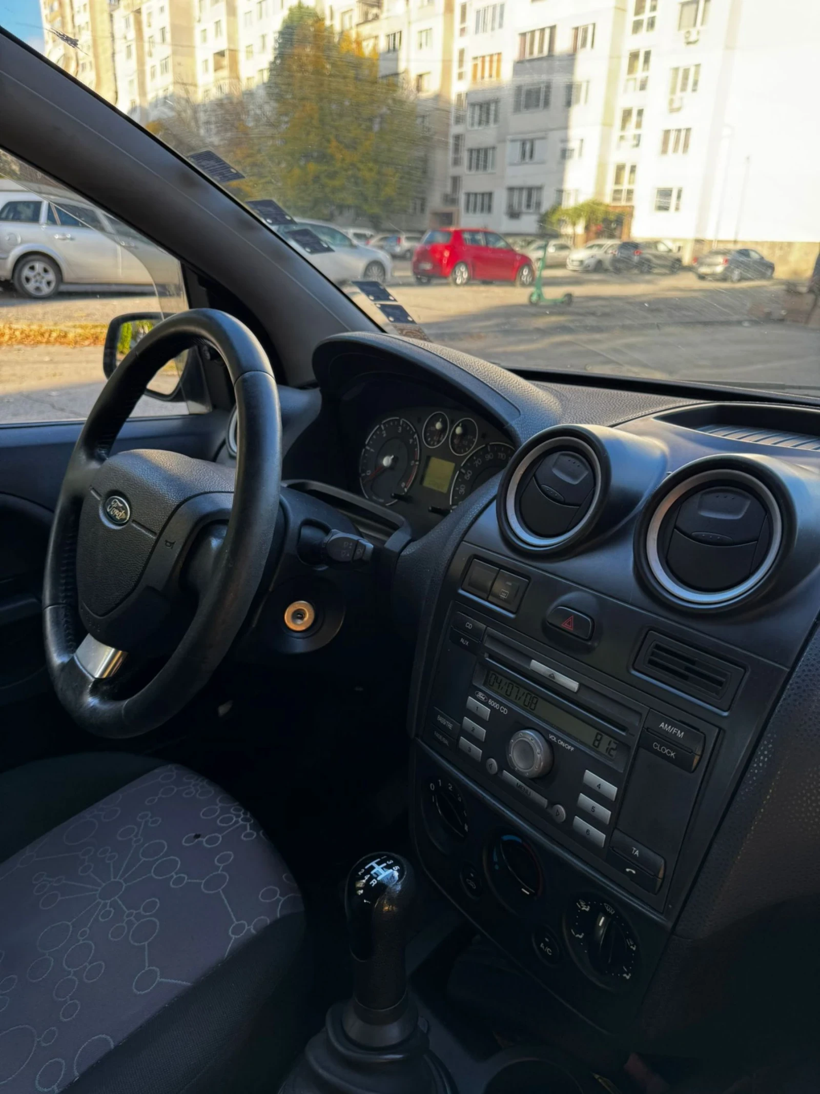 Ford Fiesta 1.4 tdci - изображение 8 | Auto.bg Ford Fiesta 1.4 tdci - изображение 8