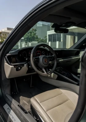 Porsche 911 | 32 000 км | EU спецификация | Фолиран | Пълна се - 110000 € / 215141.30 лв. - 34222779 12 | Car24.bg Porsche 911 | 32 000 км | EU спецификация | Фолиран | Пълна се - 110000 € / 215141.30 лв. - 34222779 12