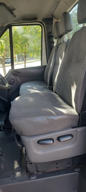 Ford Transit 2.4 tdci тристранен клима | Auto.bg — изображение 16 Ford Transit 2.4 tdci тристранен клима | Auto.bg — изображение 16