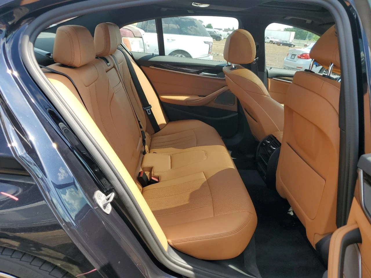 BMW 540 XI M-PACK * КЛИП НА ДВИГАТЕЛ*  - изображение 10 | Auto.bg BMW 540 XI M-PACK * КЛИП НА ДВИГАТЕЛ*  - изображение 10