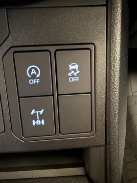Toyota Hilux 2.8 D-4D / MILD HYBRID / DOUBLE CAB / 4X4 / DUTY / - 53980 € - 68073452 15 | Car24.bg Toyota Hilux 2.8 D-4D / MILD HYBRID / DOUBLE CAB / 4X4 / DUTY / - 53980 € - 68073452 15