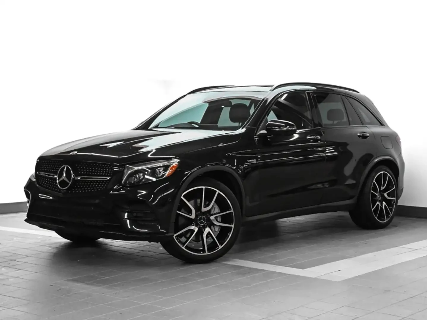 Mercedes-Benz GLC 43 AMG ЦЕНА ДО БЪЛГАРИЯ АВТОКРЕДИТ | Auto.bg — изображение 1 Mercedes-Benz GLC 43 AMG ЦЕНА ДО БЪЛГАРИЯ АВТОКРЕДИТ | Auto.bg — изображение 1