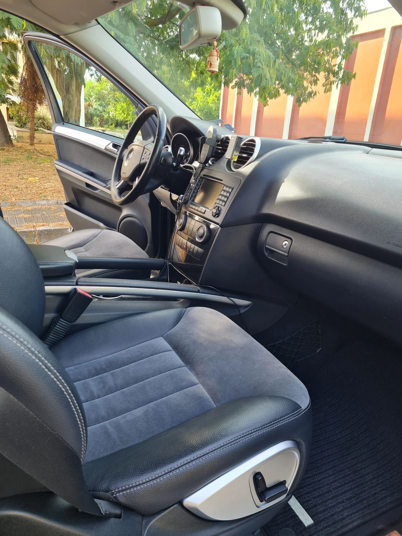 Mercedes-Benz ML 320 CDI - изображение 9 | Auto.bg Mercedes-Benz ML 320 CDI - изображение 9