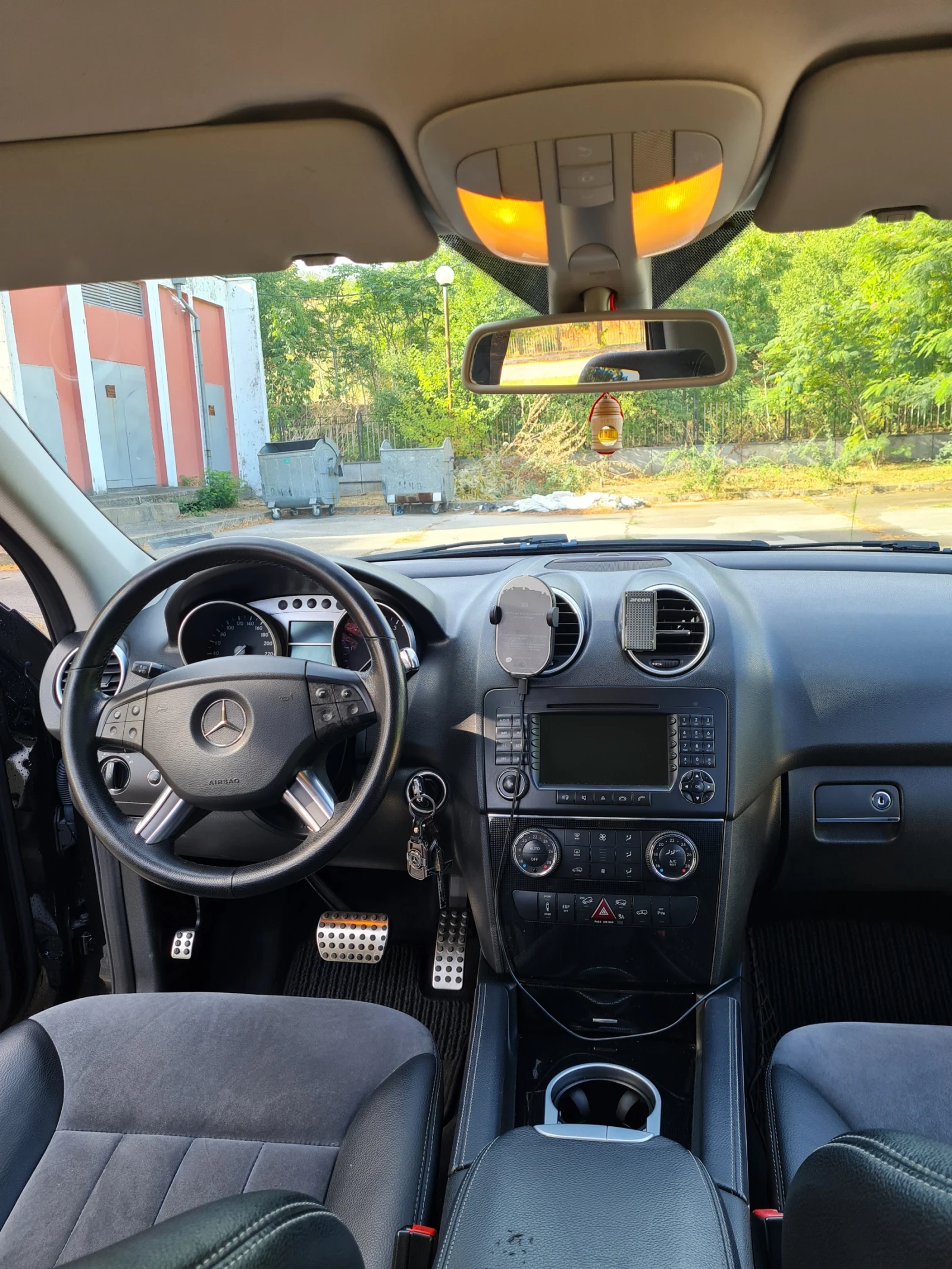 Mercedes-Benz ML 320 CDI - изображение 8 | Auto.bg Mercedes-Benz ML 320 CDI - изображение 8