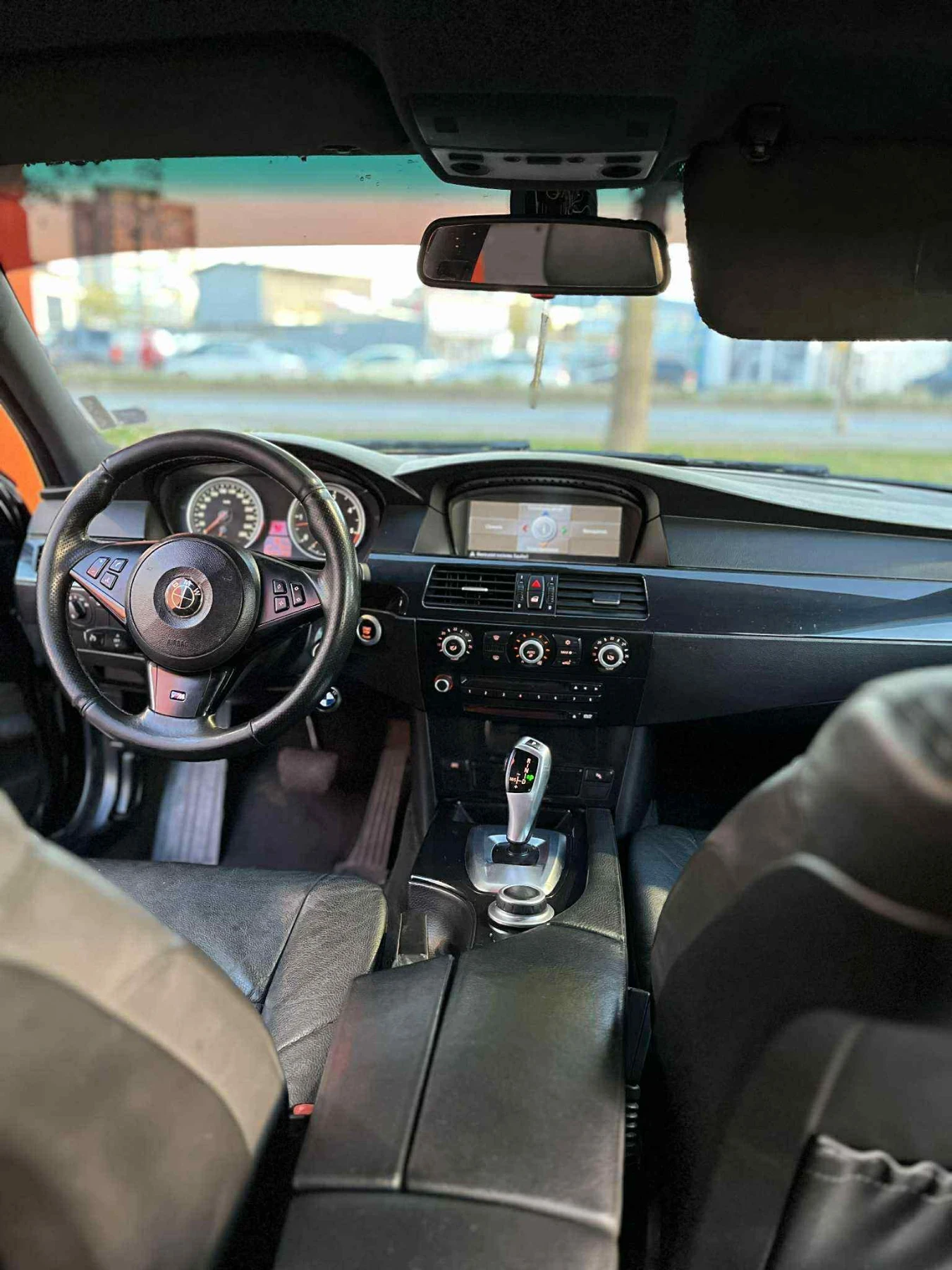 BMW 525 Колата няма никакви грешки качваш се и караш!  - изображение 4 | Auto.bg BMW 525 Колата няма никакви грешки качваш се и караш!  - изображение 4