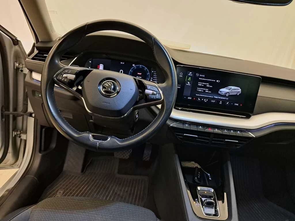 Skoda Octavia 2.0 TDI Clever Автомат - изображение 8 | Auto.bg Skoda Octavia 2.0 TDI Clever Автомат - изображение 8