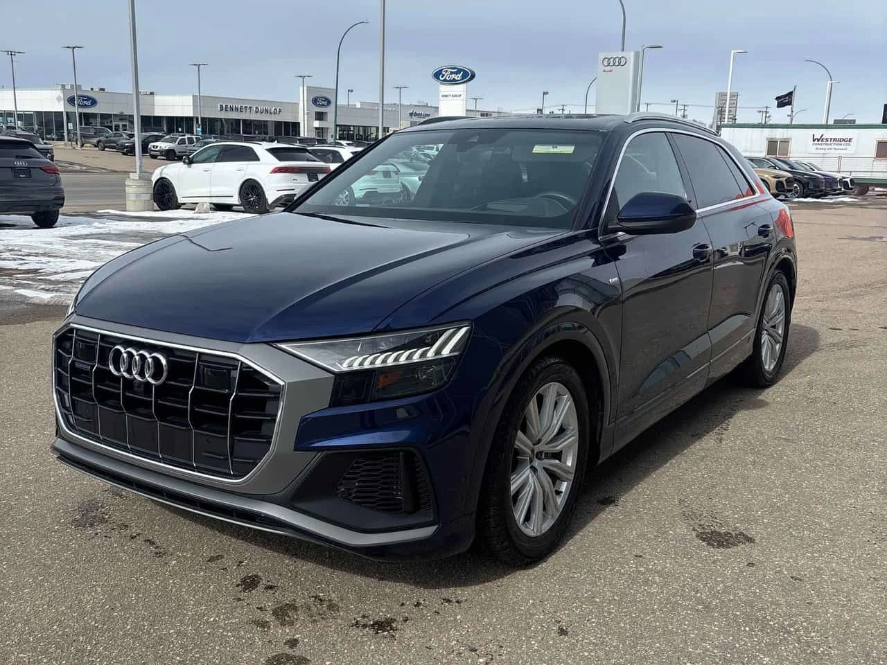 Audi Q8 Technik/B&O/ОБДУХВАНЕ/ПАНО/ ДИСТРОНИК/2 КЛЮЧА | Auto.bg — изображение 1 Audi Q8 Technik/B&O/ОБДУХВАНЕ/ПАНО/ ДИСТРОНИК/2 КЛЮЧА | Auto.bg — изображение 1