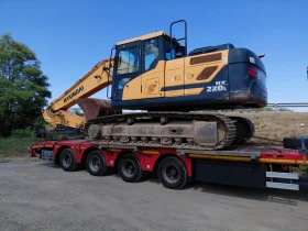 Багер Hyundai HX 220 L