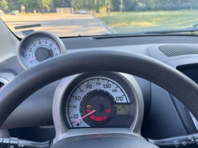 Toyota Aygo 1.0 - 3690 € - 50415566 14 | Car24.bg Toyota Aygo 1.0 - 3690 € - 50415566 14