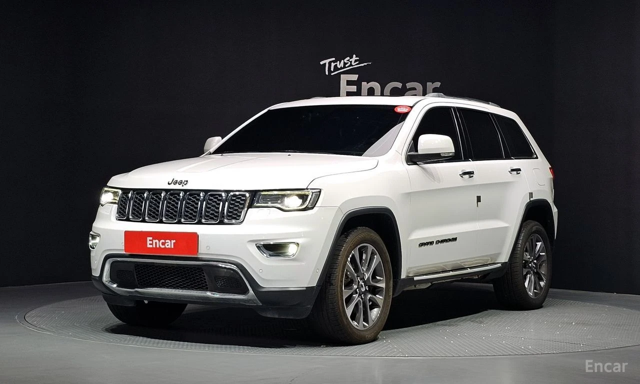 Jeep Grand cherokee LIMITED* 3.6* V6* 8ZF* ОБДУХВАНЕ* ПОДГРЕВ* КАМЕРА* | Auto.bg — изображение 1 Jeep Grand cherokee LIMITED* 3.6* V6* 8ZF* ОБДУХВАНЕ* ПОДГРЕВ* КАМЕРА* | Auto.bg — изображение 1