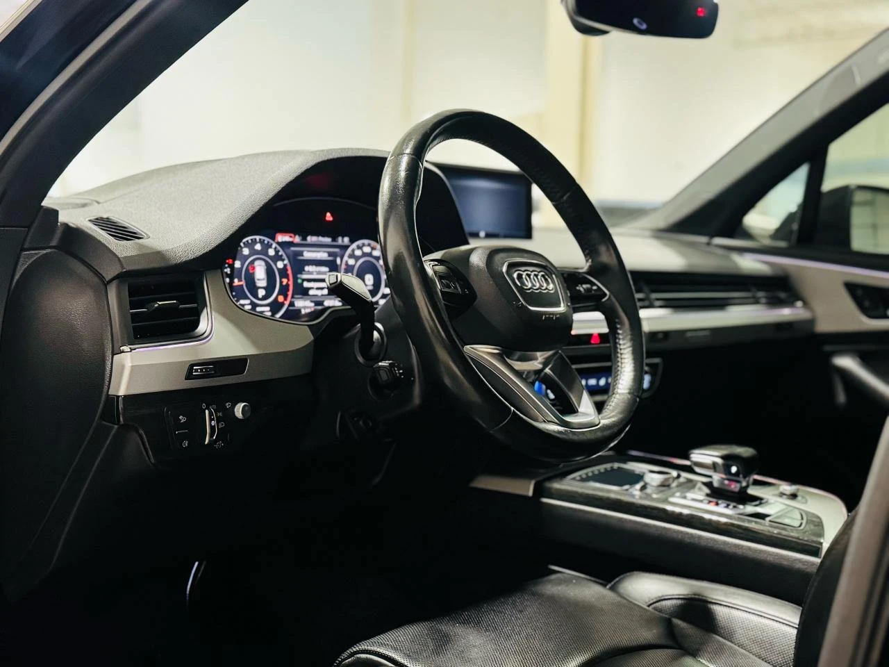 Audi Q7 3.0 TFSI Quattro / Technik - изображение 7 | Auto.bg Audi Q7 3.0 TFSI Quattro / Technik - изображение 7