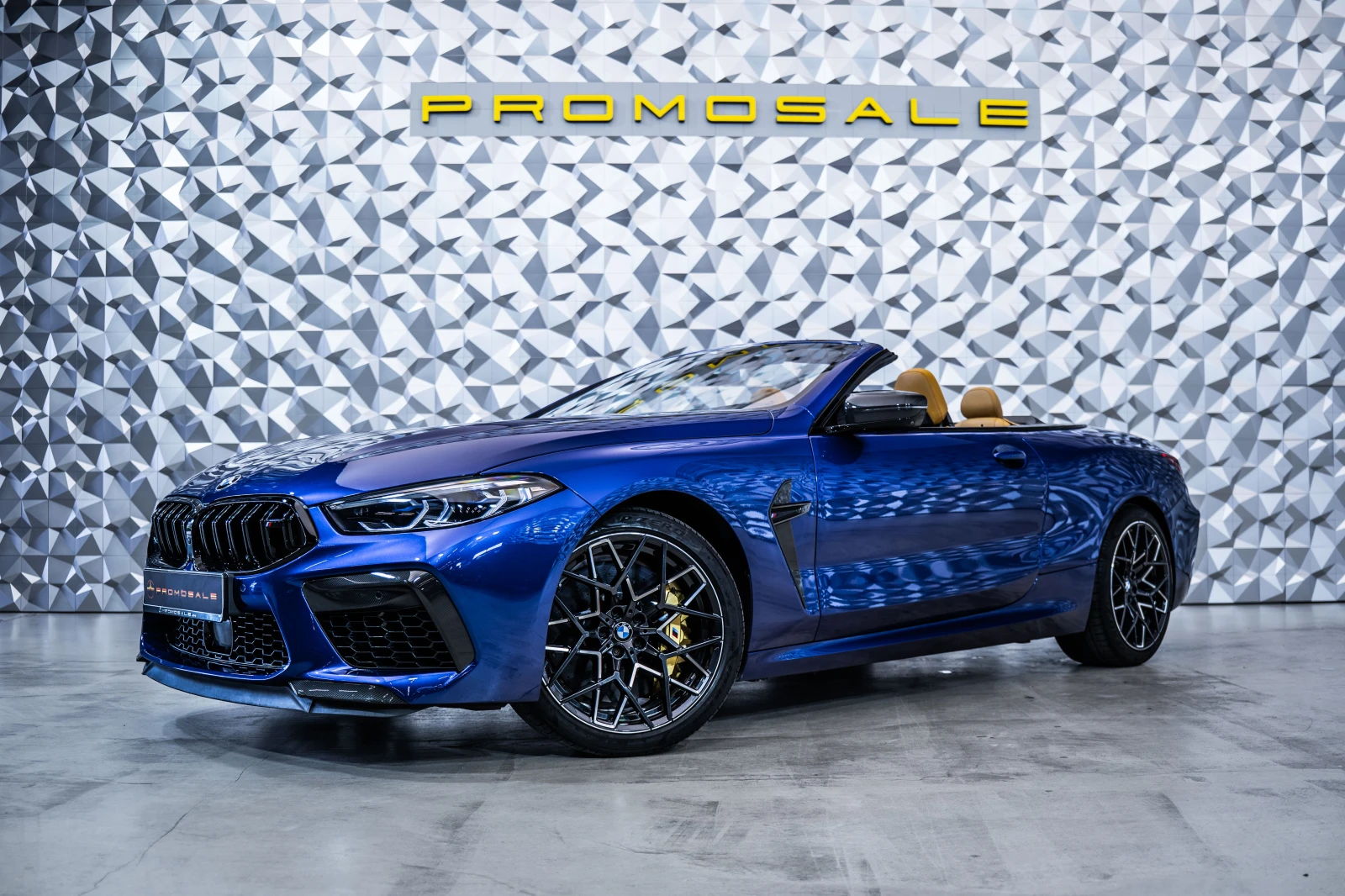 BMW M8 Competition Cabriolet Carbon* B&W | Auto.bg — изображение 1 BMW M8 Competition Cabriolet Carbon* B&W | Auto.bg — изображение 1