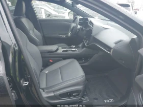 Lexus RZ 350E Premium | Auto.bg — изображение 5 Lexus RZ 350E Premium | Auto.bg — изображение 5
