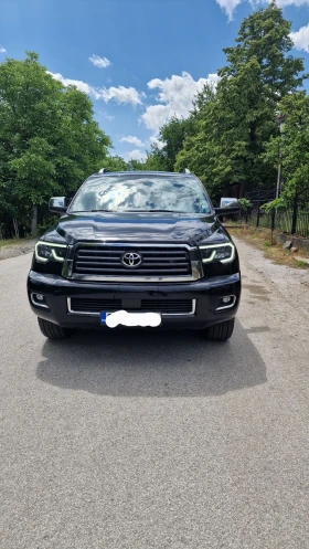 Снимка Toyota Sequoia