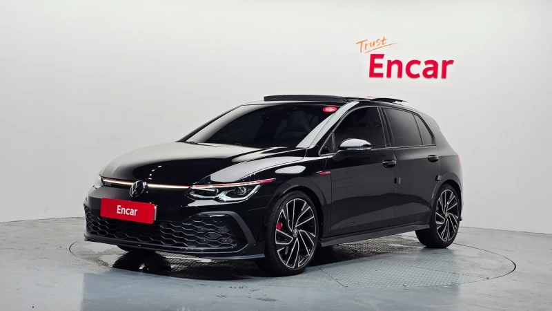 VW Golf Обдухване | Дигитално табло | Keyless - 24930 € / 48758.84 лв. - 87993441 1 | Car24.bg VW Golf Обдухване | Дигитално табло | Keyless - 24930 € / 48758.84 лв. - 87993441 1