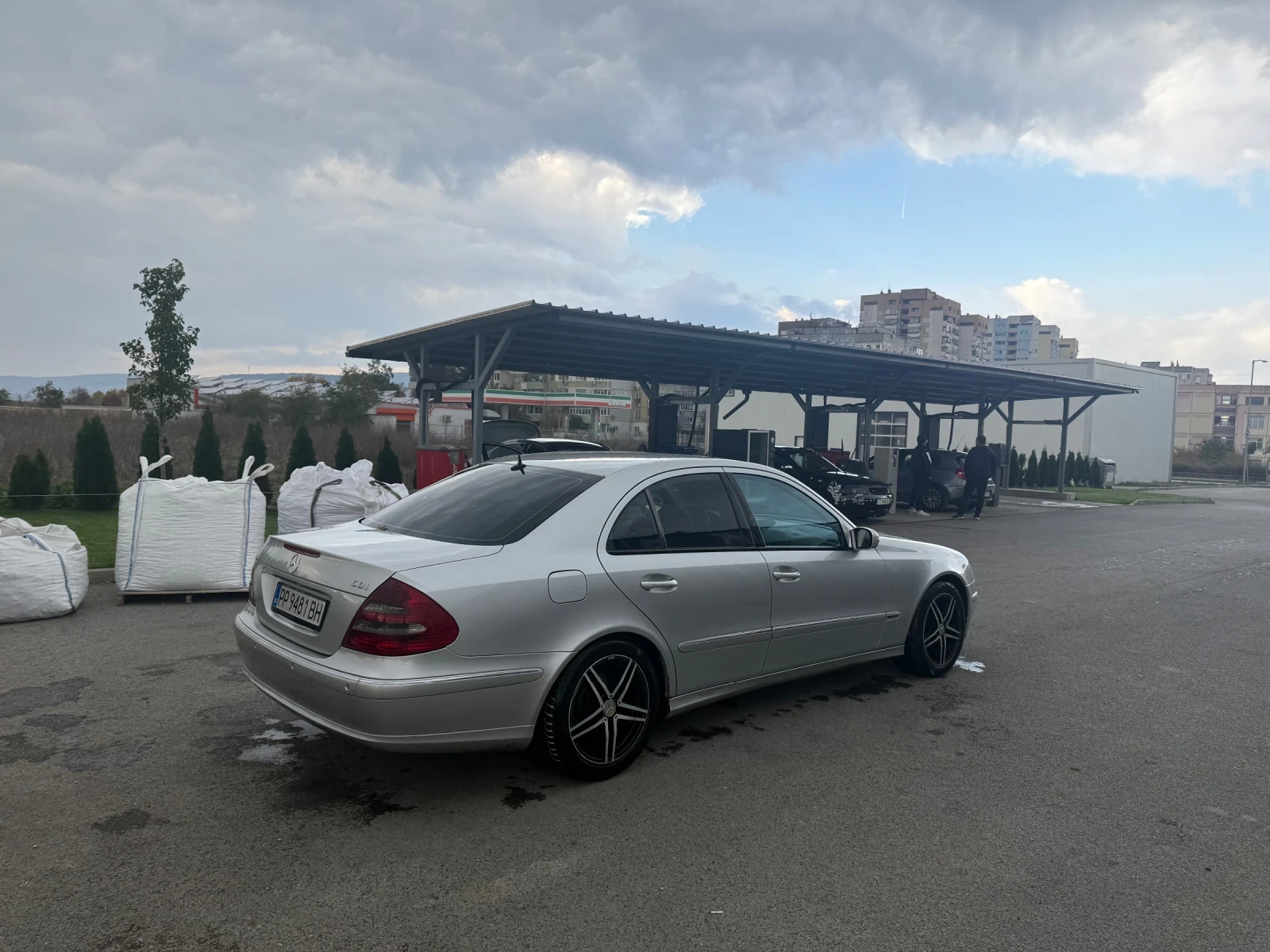 Mercedes-Benz E 220  - изображение 7 | Auto.bg Mercedes-Benz E 220  - изображение 7