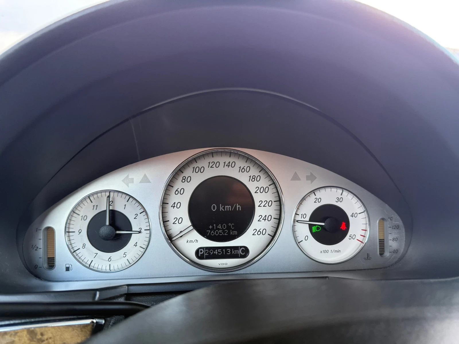 Mercedes-Benz E 220  - изображение 10 | Auto.bg Mercedes-Benz E 220  - изображение 10