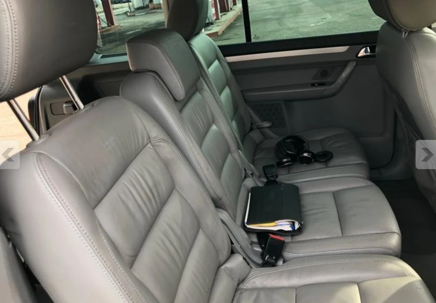 VW Touran 2.0TDI R-LINE DSG 7 МЕСТА КОЖЕН САЛОН  - изображение 9 | Auto.bg VW Touran 2.0TDI R-LINE DSG 7 МЕСТА КОЖЕН САЛОН  - изображение 9