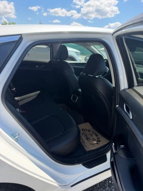 Kia K5 НАЛИЧНА* ДЖОЙСТИК* LPG - 18000 € / 35204.94 лв. - 18859471 12 | Car24.bg Kia K5 НАЛИЧНА* ДЖОЙСТИК* LPG - 18000 € / 35204.94 лв. - 18859471 12