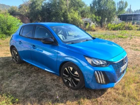 Снимка Peugeot 208