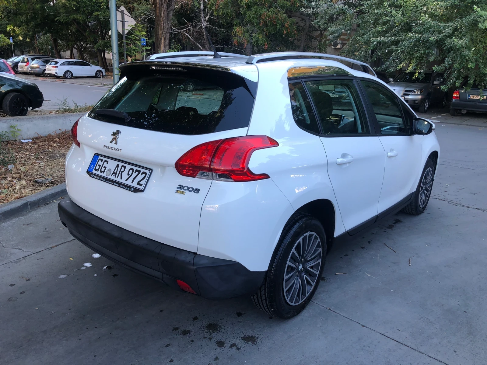 Peugeot 2008 1.6 HDI - изображение 6 | Auto.bg Peugeot 2008 1.6 HDI - изображение 6