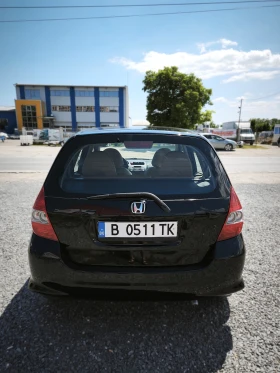 Honda Jazz 1.3i КЛИМАТИК - РЕГИСТРИРАН | Auto.bg — изображение 5 Honda Jazz 1.3i КЛИМАТИК - РЕГИСТРИРАН | Auto.bg — изображение 5