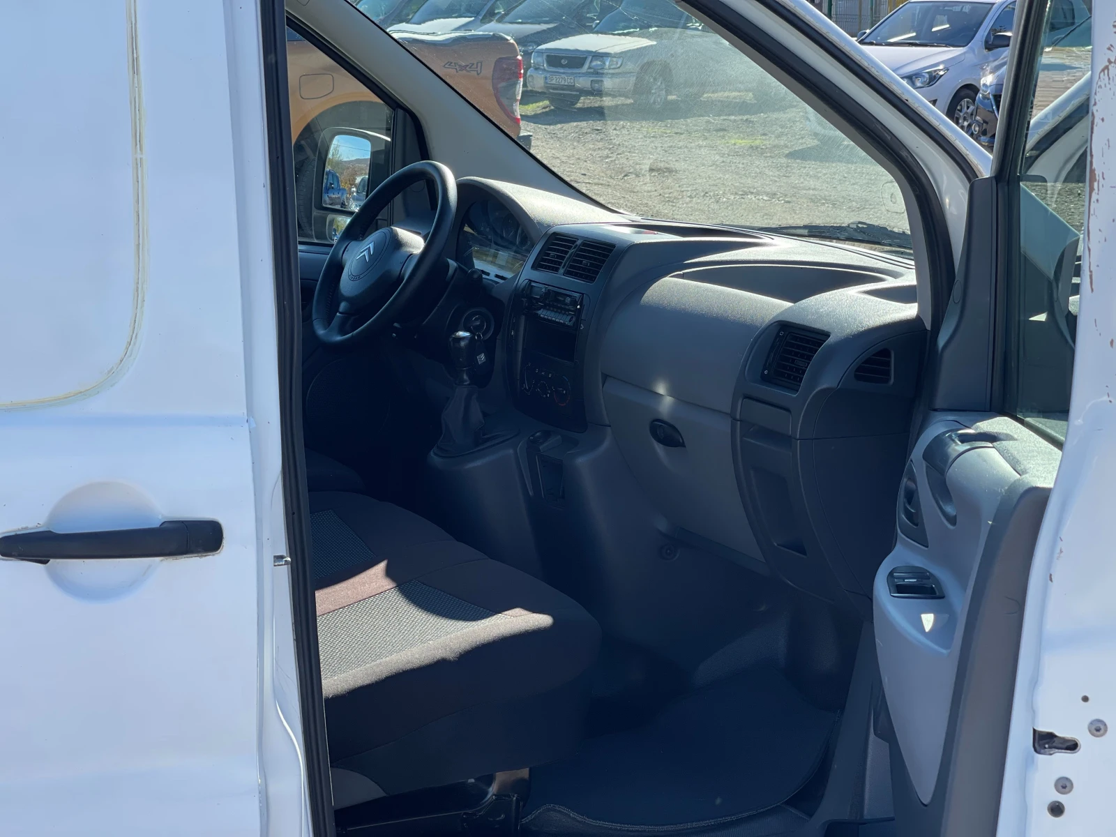 Citroen Jumpy 1.6HDi - изображение 9 | Auto.bg Citroen Jumpy 1.6HDi - изображение 9