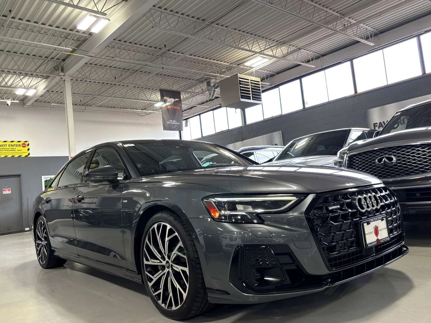 Audi A8 L* FACE* 360* ДИСТРОНИК* ОБДУХ* ВЪЗДУШНО* | Auto.bg — изображение 1 Audi A8 L* FACE* 360* ДИСТРОНИК* ОБДУХ* ВЪЗДУШНО* | Auto.bg — изображение 1